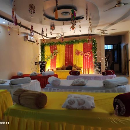 Surabhi Garden Inn Lucknow Exterior photo