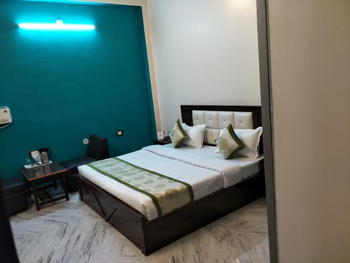 Surabhi Garden Inn Lucknow Exterior photo